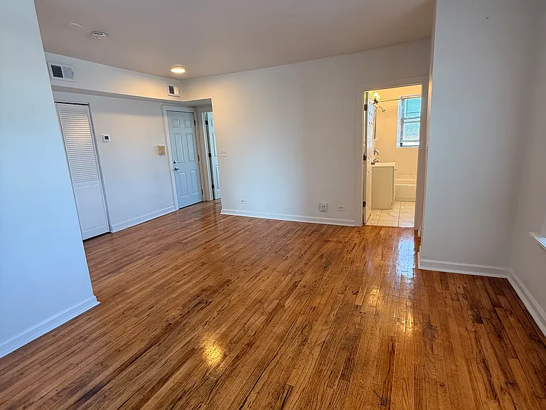1914 Railroad Ave #3E — Photo 3