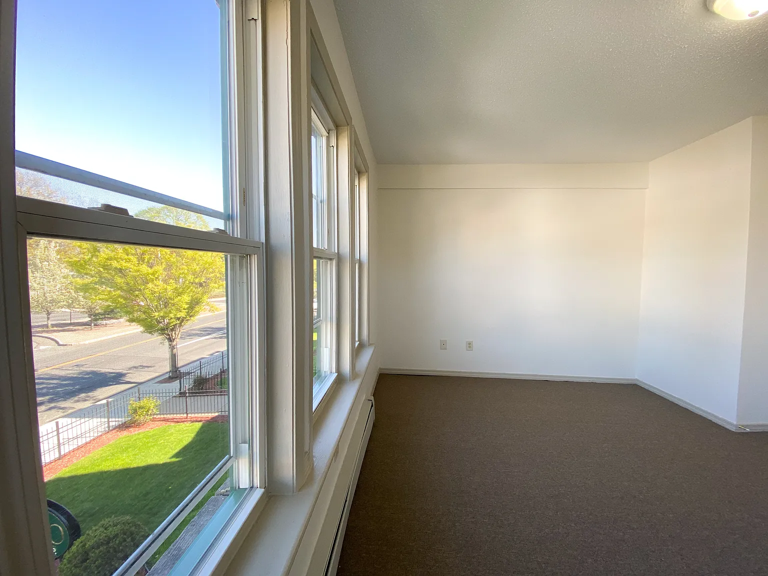 2 bed, $1,600 — Photo 1