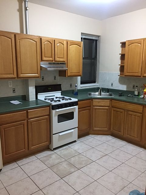 1st image of 3150 36th St APT 3R