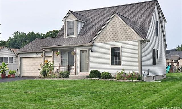 1st image of 5 Harvest Ln