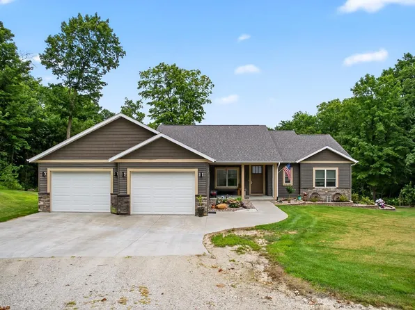 26269 Old Shady Wood Dr, Spring Valley, MN 55975