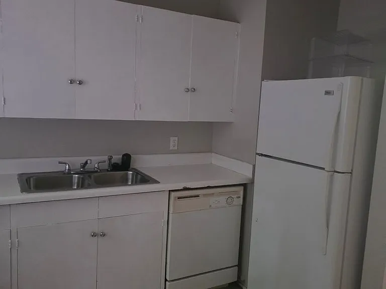 1617 Old Oxford Rd — Photo 4
