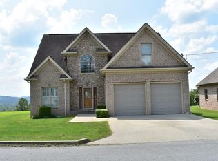 421 Ridgeview Way, Hazard, KY 41701