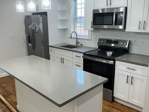 4th image of 859 E 225th St Floor 2
