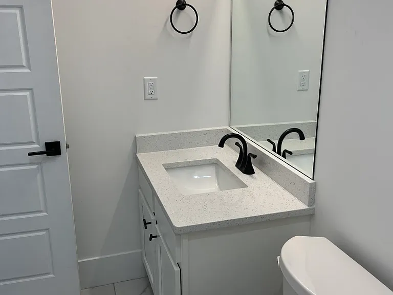 145-145 E Main St #147-300 — Photo 3