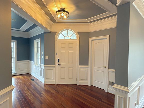 3rd image of 22181 Withers Grove Ct