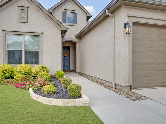 2nd image of 9728 Silver Rock Way