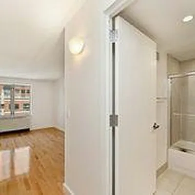 Rented by Keller Williams NYC | media 12