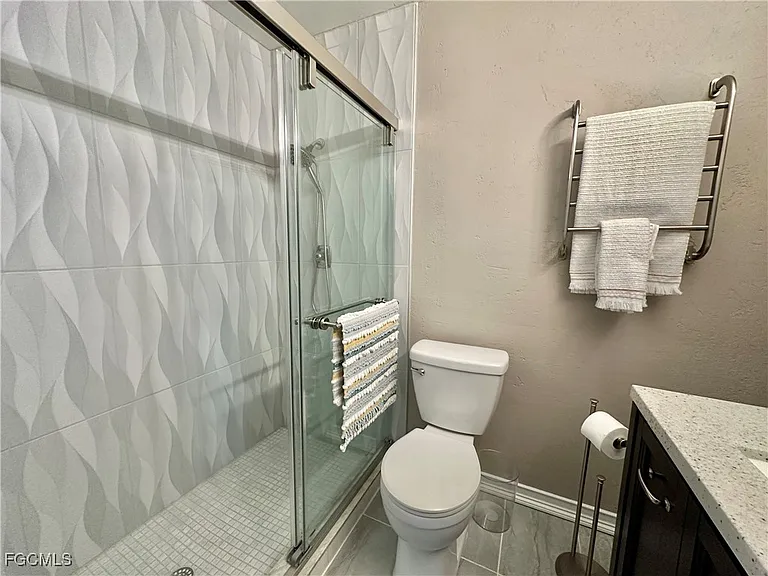 15427 Crystal Lake Dr — Photo 21