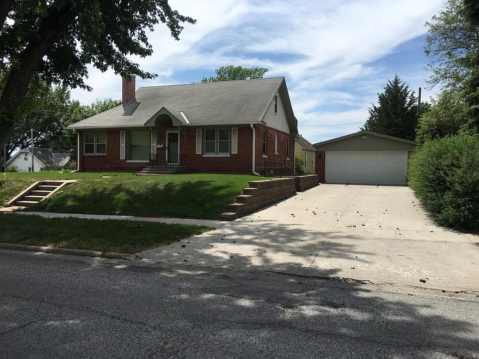 1st image of 1224 S 52nd St