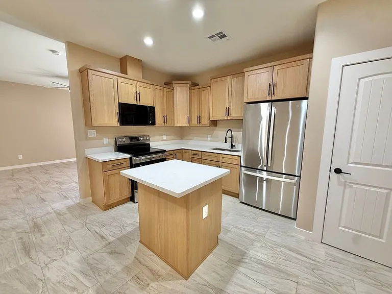 10197 S Monsoon Ave — Photo 6