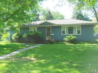 1707 Kregel Ave, Muskegon, MI 49442