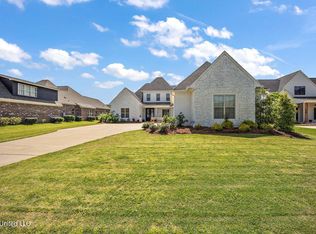 305 Highland Park Blvd, Ridgeland, MS 39157