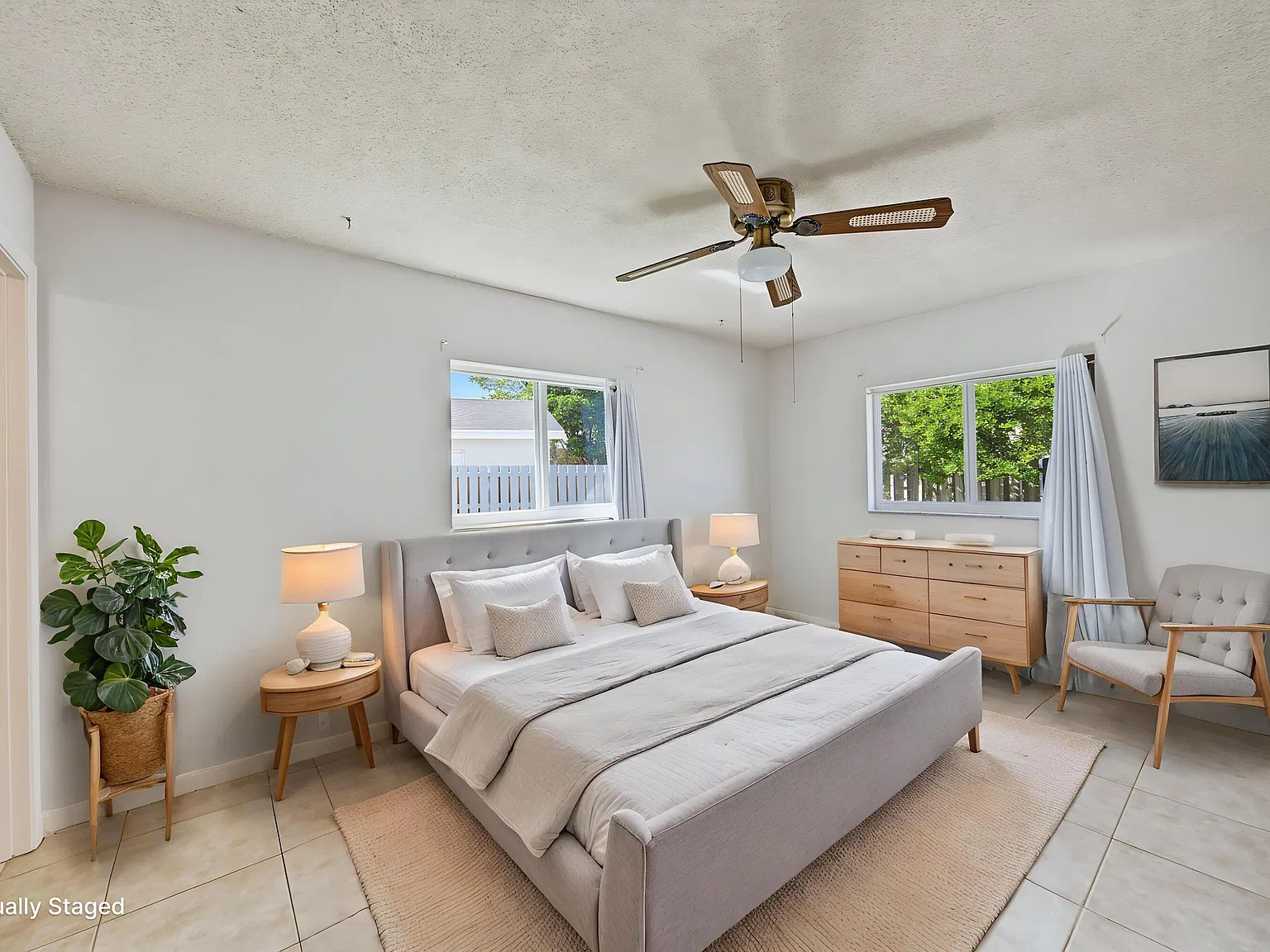 4 bed, 2.0 bath, 1500 sqft, $3,600 — Photo 4
