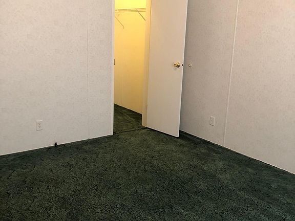 Back bedroom
