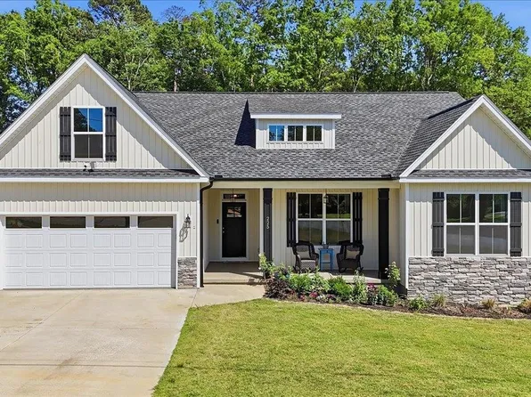 225 Patch Dr, Spartanburg, SC 29302