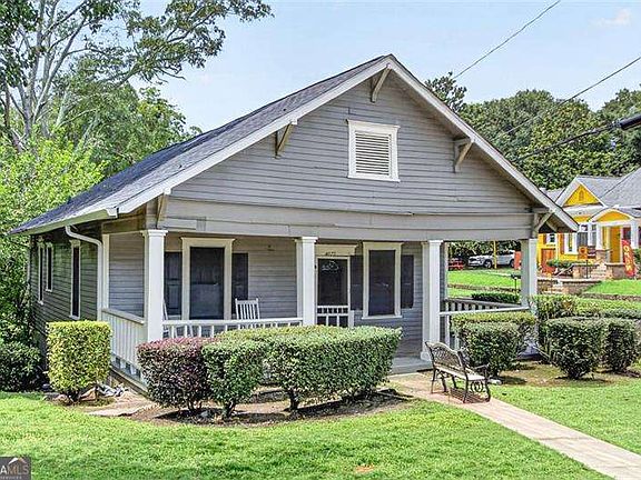 2nd image of 1070 Forrest Ave
