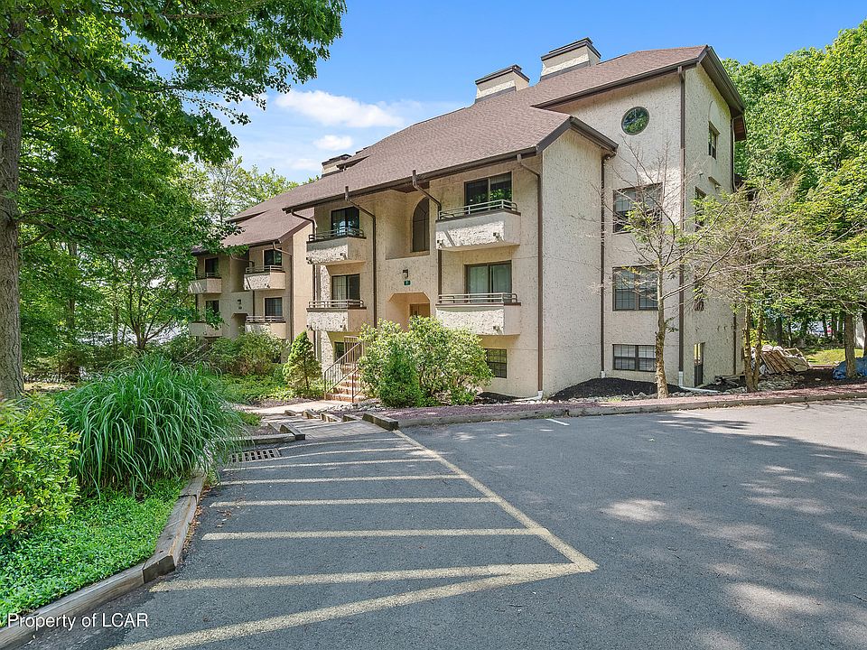 1st image of 7-202 Midlake Dr