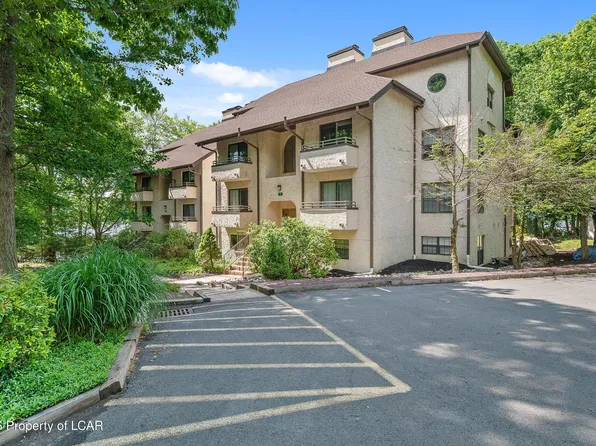 7-202 Midlake Dr, Lake Harmony, PA 18624