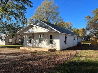 775 Barlow St, Lebanon, MO 65536