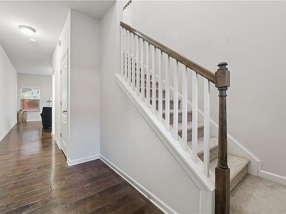 4th image of 2889 Cooper Brook Dr