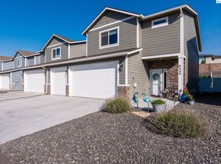 486 Bedrock Loop, West Richland, WA 99353