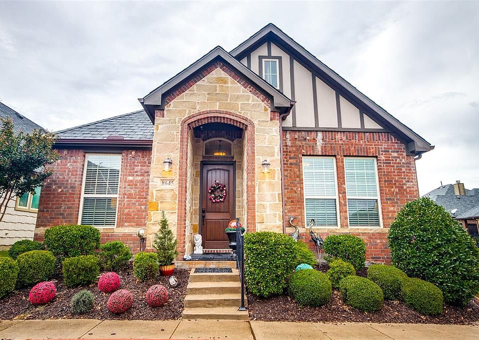 1st image of 8645 Gracewood Dr