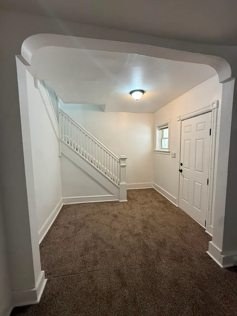 3 bed, 1175 sqft, $1,550 — Photo 4