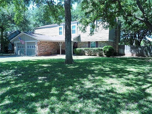 2nd image of 2800 Shelterwood Ln
