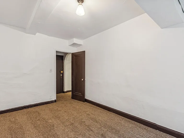 120 Glynn Ct. - FDR Seward Glynn — Photo 22