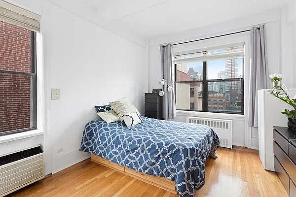 Rented by Douglas Elliman | media 3