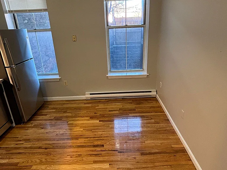 7 Pembroke St #1 — Photo 7