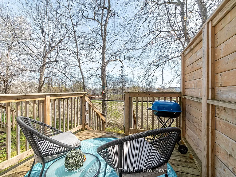 2621 Holbrook Dr #8 — Photo 31