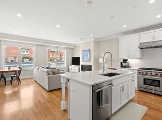 201 W 8th St #3, Boston, MA 02127