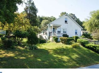 15 Pine St, Coatesville, PA 19320