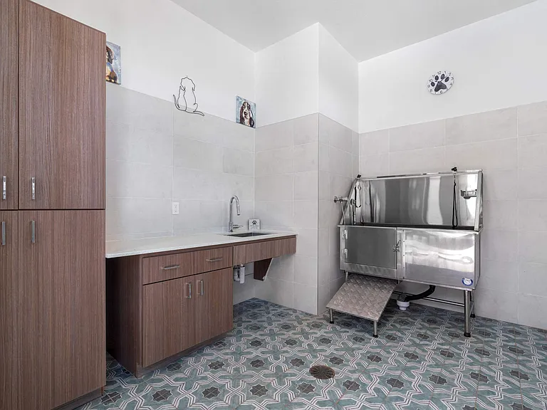 Cielo Luxury Living Apartments — Photo 34