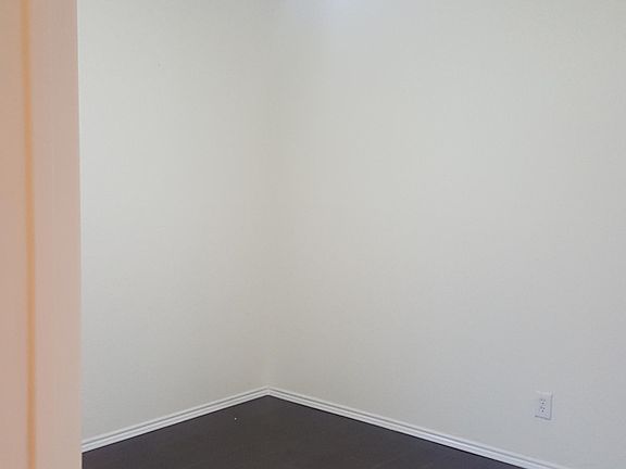 5th image of 1536 Mayflower Dr