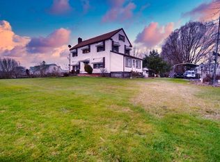 9422 Leavitt Rd, Elyria, OH 44035