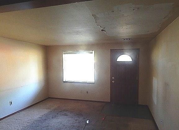 2nd image of 1904 Lariet Ln