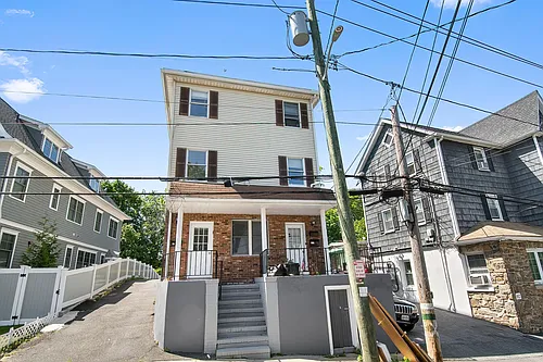 118 Maple Ave #1 Photo 1 118 Maple Ave #1 Photo 1