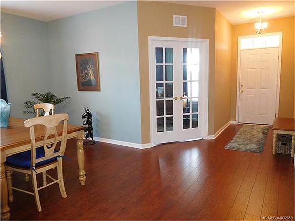 3rd image of 55 Pierhead Dr