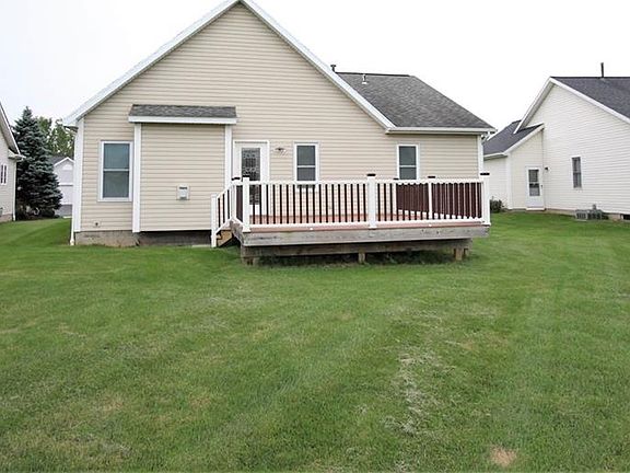 3rd image of 17 Foxtail Ln