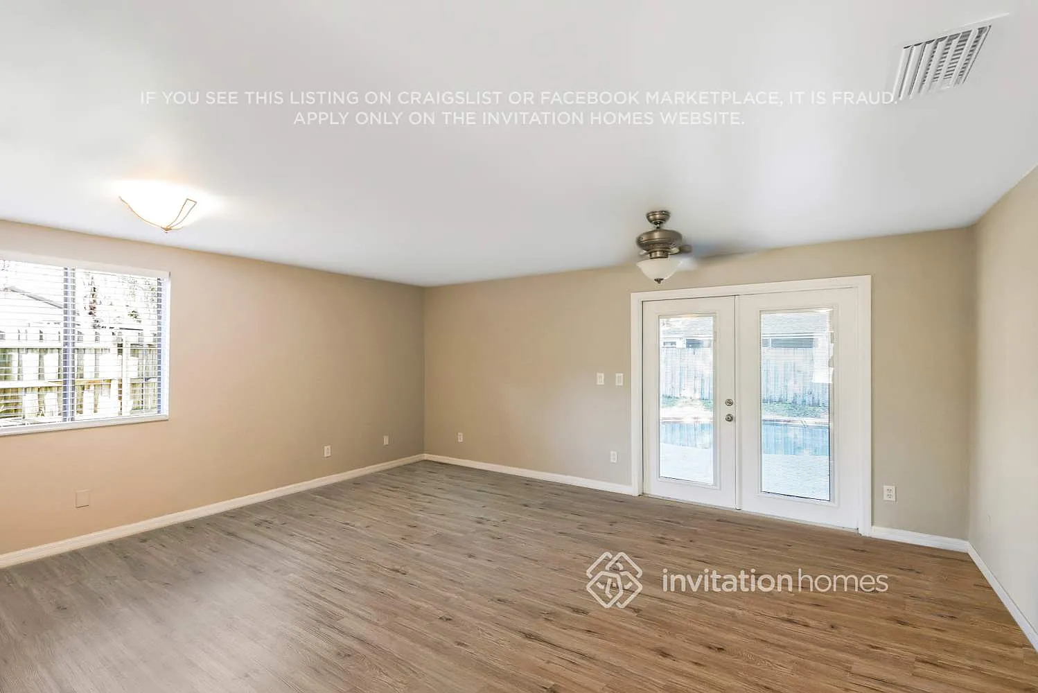 3010 Hanna Ct Palm Harbor, FL 34684 — Photo 2