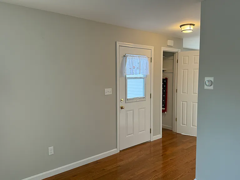 44 John Howland Dr — Photo 11