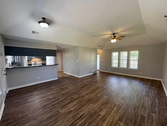 6895 Northknoll Ave — Photo 5