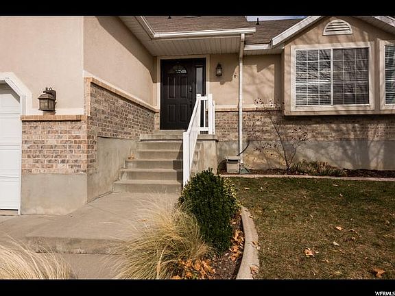 3rd image of 849 E Willow Wood Dr