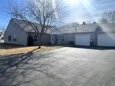 1903 Burr Oak Dr #D, Austin, MN, 55912