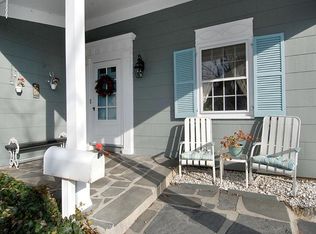 10 Ellsworth Rd, Larchmont, NY 10538