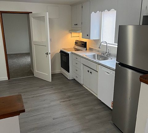 4th image of 4114 109th St SW