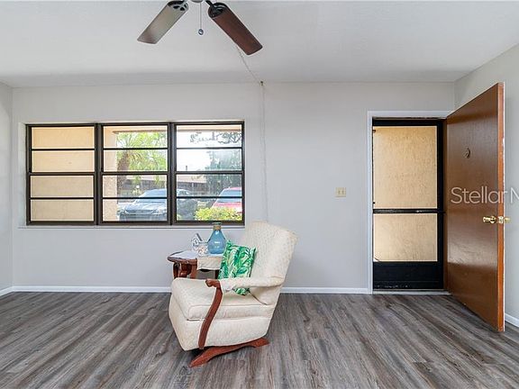 4th image of 11 Quails Run Blvd Unit 4